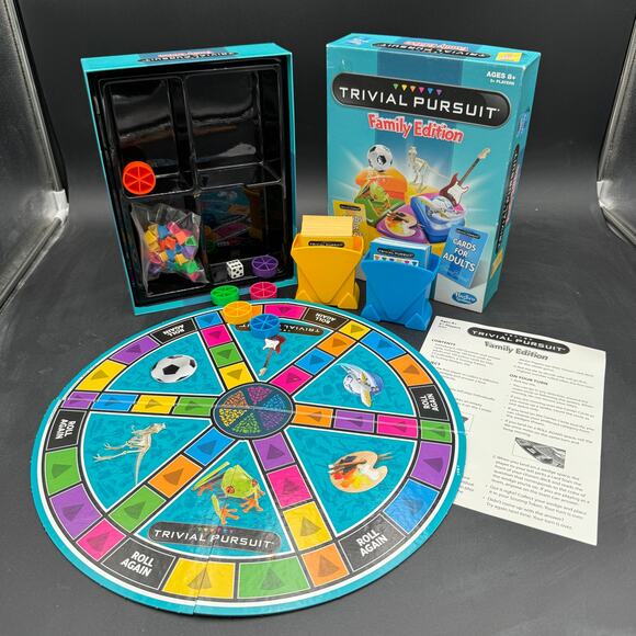 Trivial Pursuit Family Edition Quick Play Trivia for Whole Family Kids & Adults - Picture 4 of 6